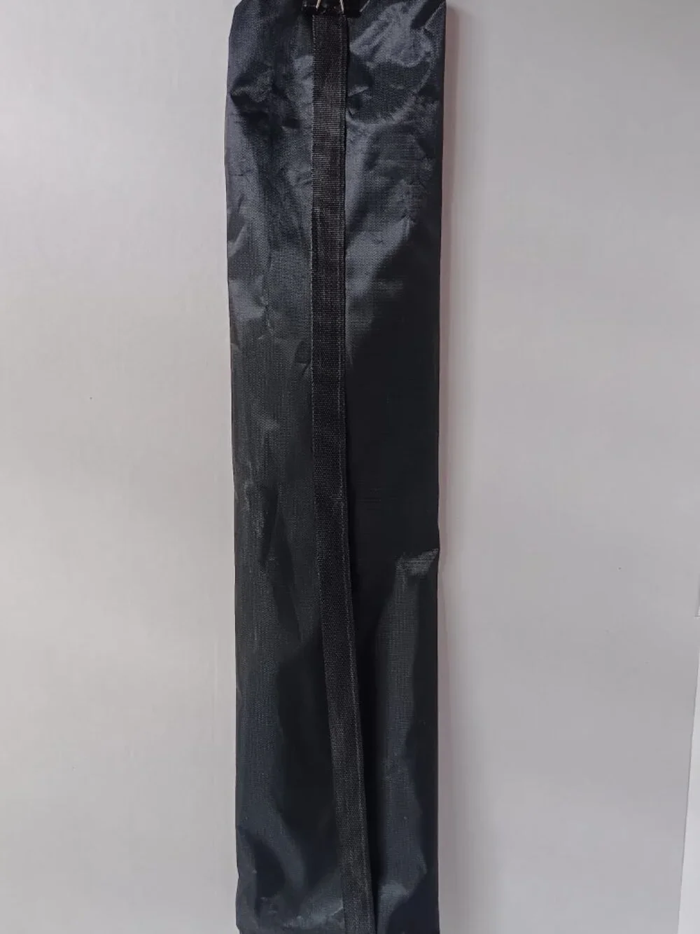 Tripod-Height =20.5 in to 48 in with 17.5 in crossbar support with carrying case